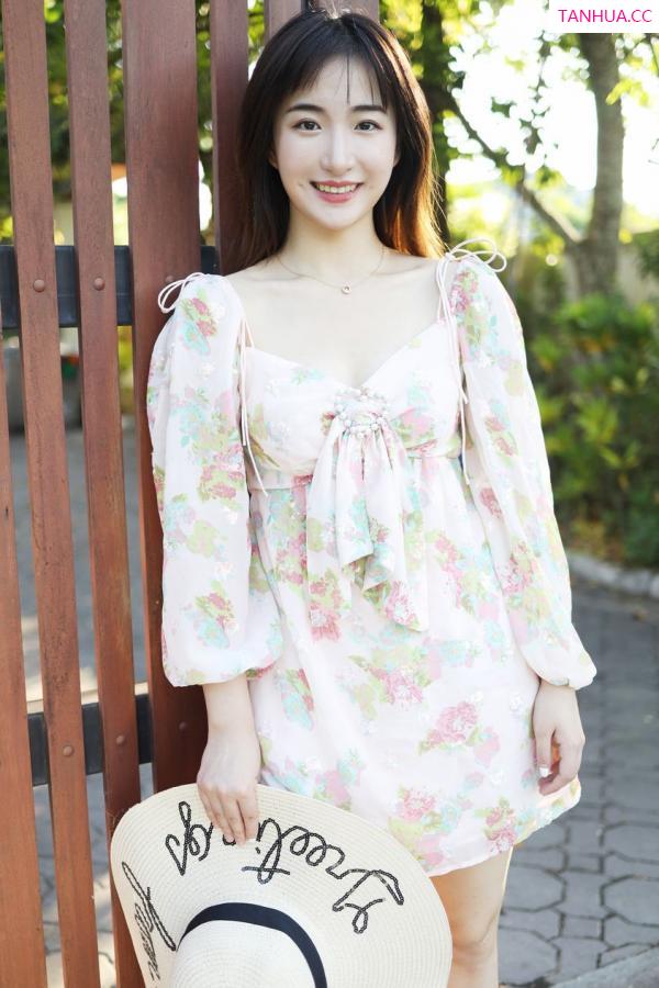 龚天艺 艺儿拿铁 [XIUREN]高清写真图 2019.12.30 艺儿拿铁第29张图片